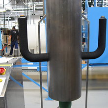csapágyház hevítésére szolgáló kompakt berendezés kézi-automata mozgatásu induktora a szivattyú gyárban1